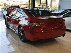 تۆیۆتا کامری